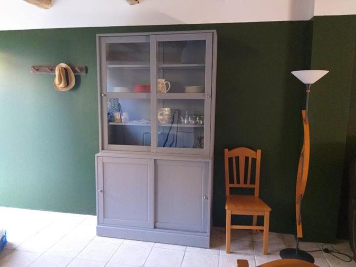Ferienwohnung Le Pain Parasol Espinasses Exterior foto
